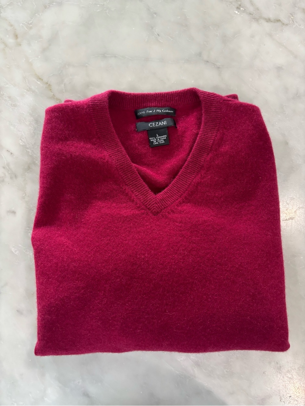 ✨Cezani Women's 2-Ply Cashmere V-Neck Sweater in Raspberry